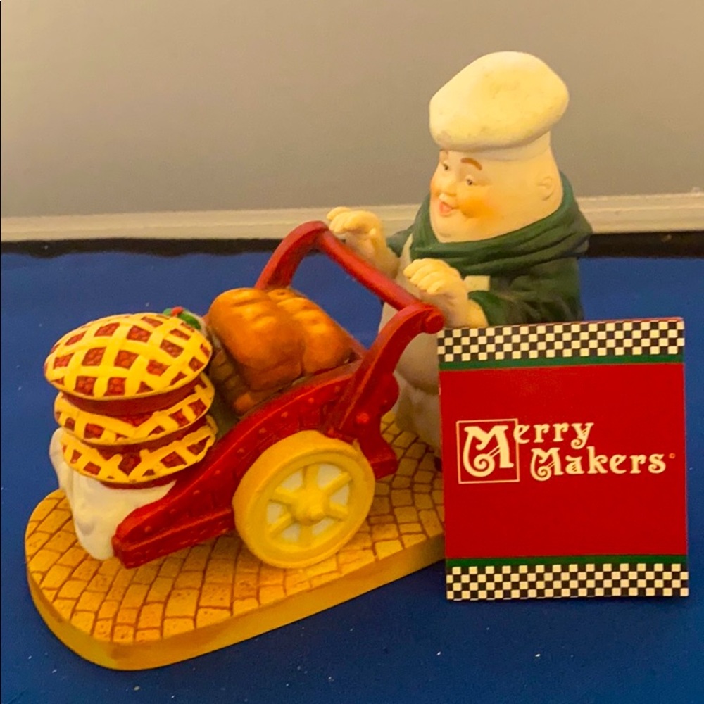 Merrymakers Dept 56